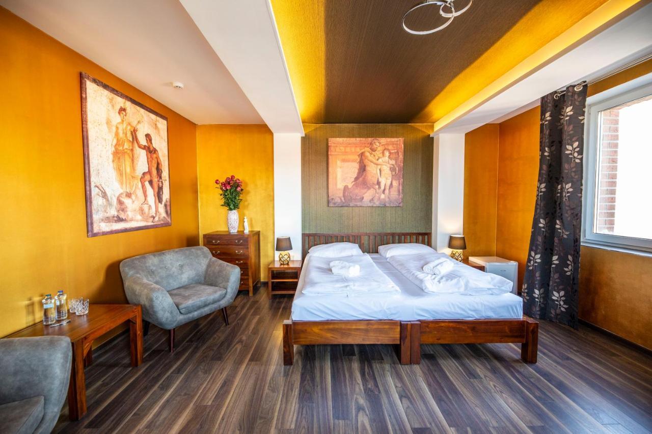 In Spirit, Hotel V Roznovskem Pivovaru - Pivni Lazne, Wellness & Cokoladovna Rožnov pod Radhoštěm Eksteriør billede